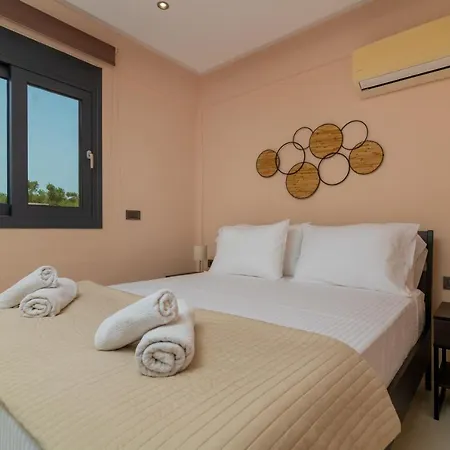 Allegra With Private Pool, By Zantewize